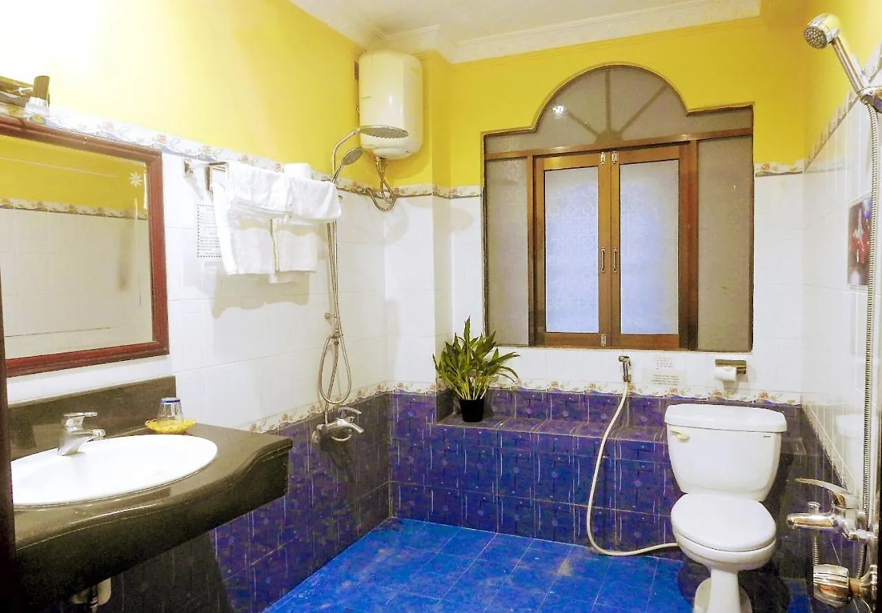 La Suisse Hotel Nha Trang 2*,
