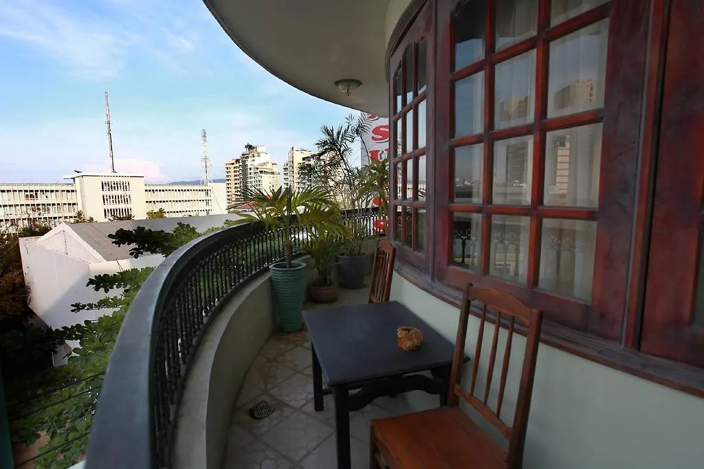 La Suisse Hotel Nha Trang 2*,