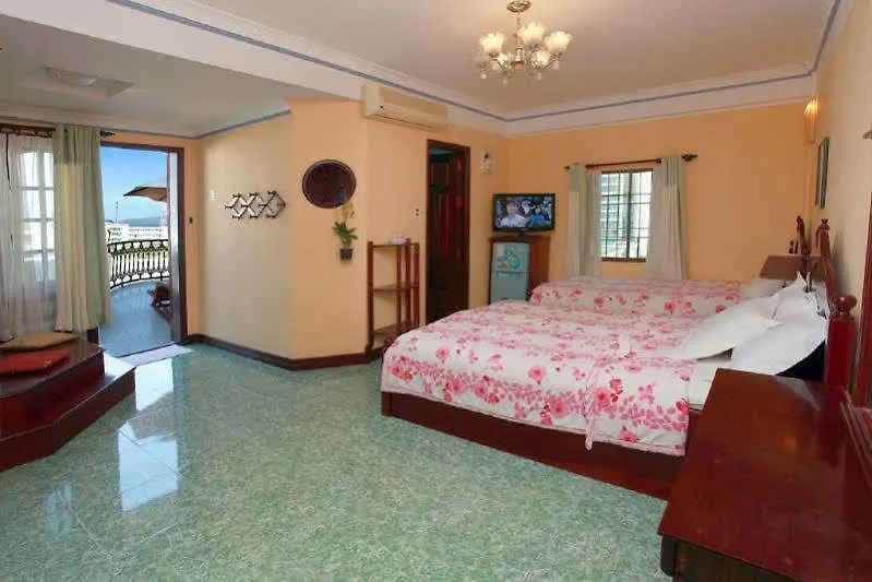 La Suisse Hotel Nha Trang 2*,  Vietnam